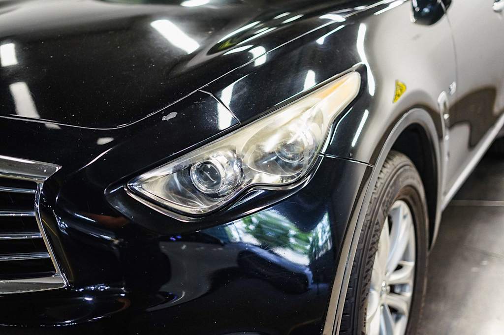 Thumbnail: 2015 INFINITI QX70 - 19