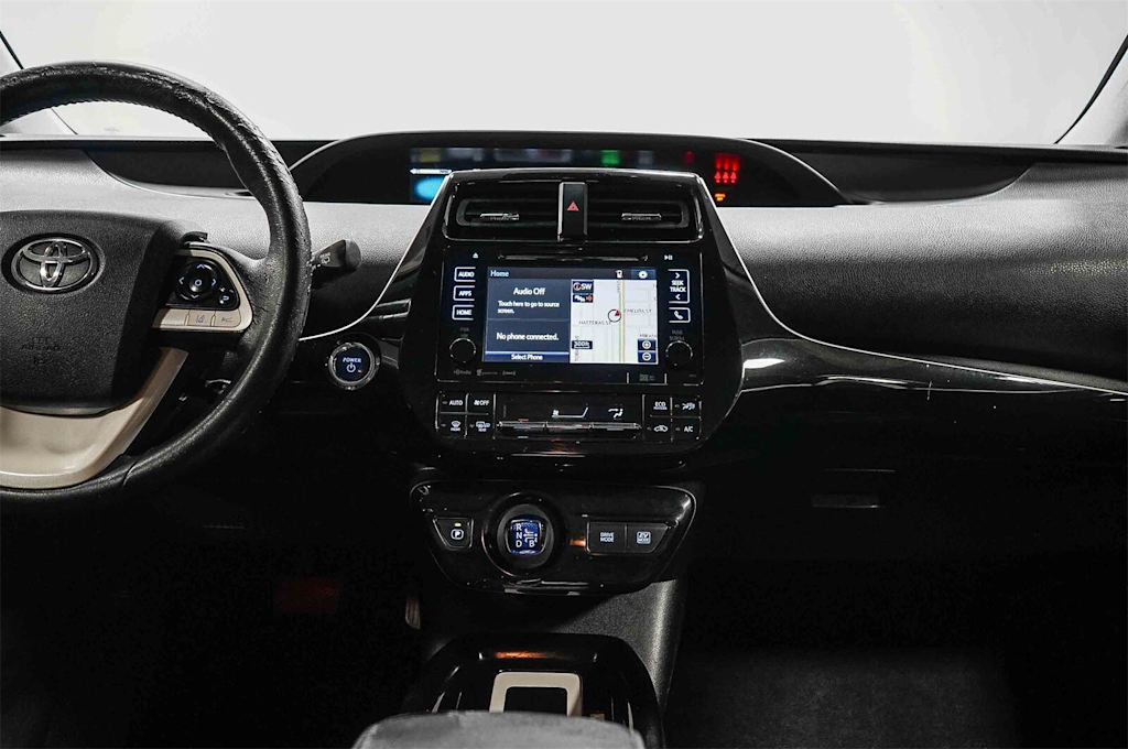 Thumbnail: 2017 Toyota Prius - 8