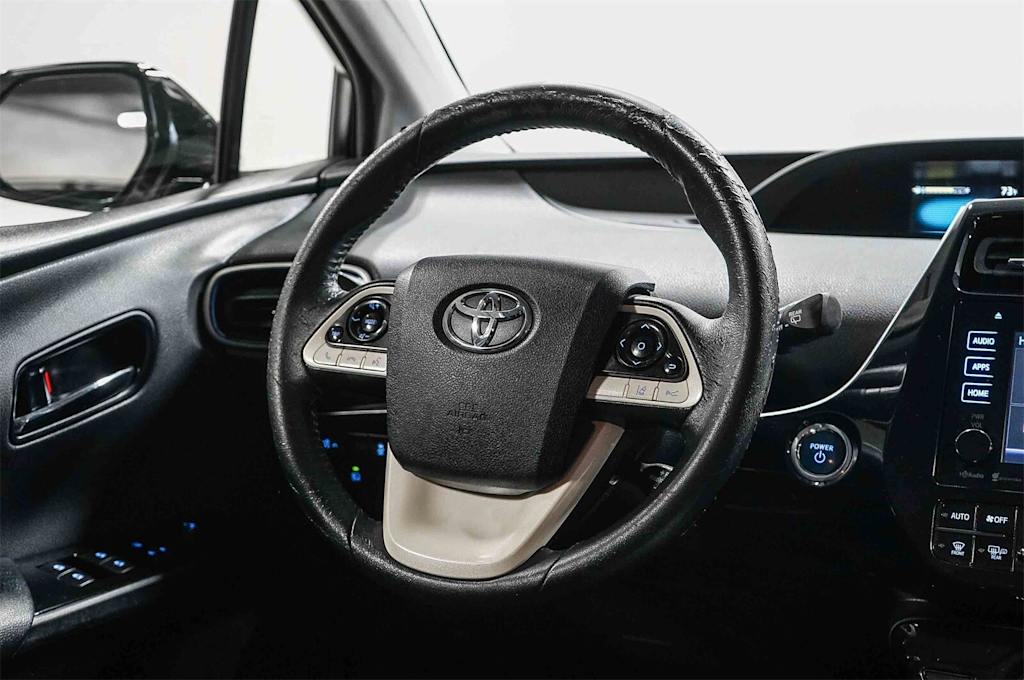 Thumbnail: 2017 Toyota Prius - 12
