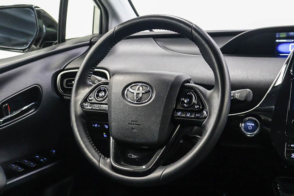 2019 Toyota Prius XLE 12