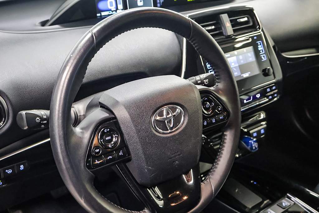 2019 Toyota Prius XLE 13