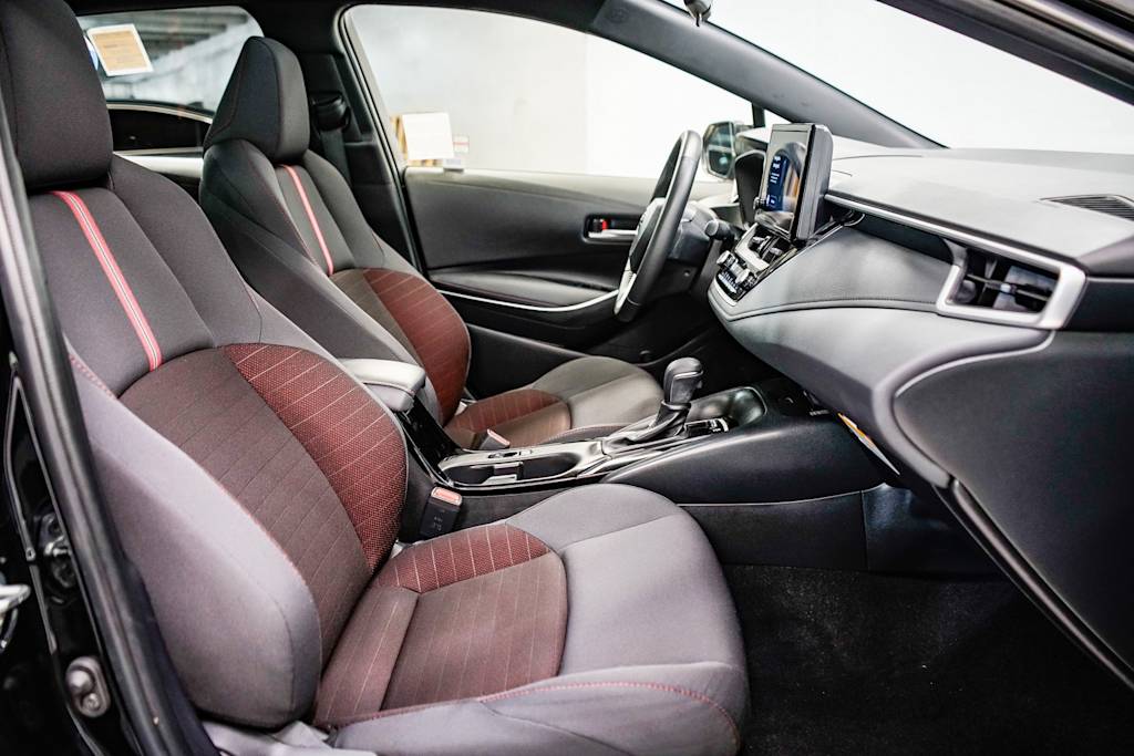 2024 Toyota Corolla SE 8