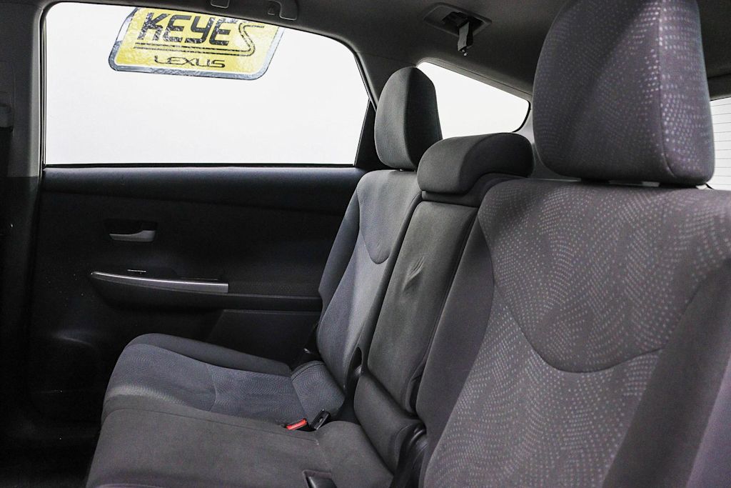 Thumbnail: 2012 Toyota Prius v - 12