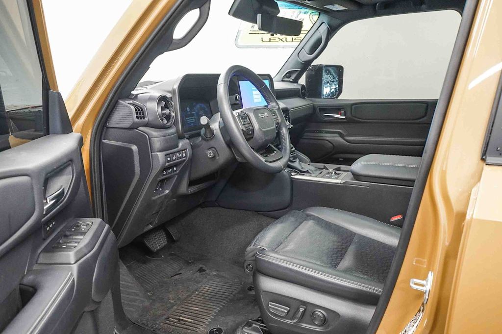 Thumbnail: 2024 Toyota Land Cruiser - 11