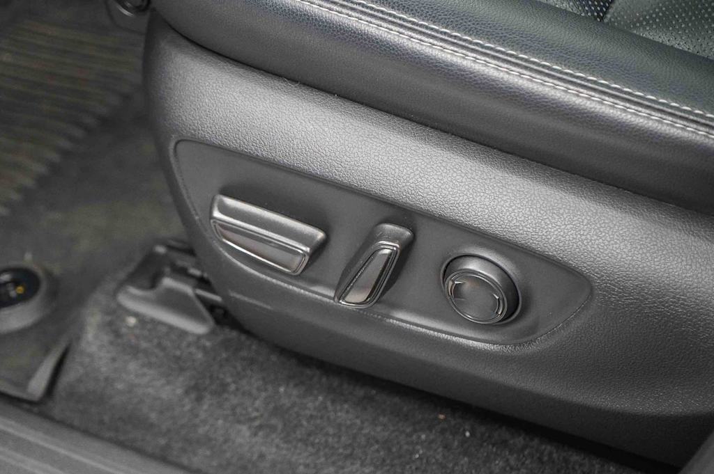 Thumbnail: 2024 Toyota Land Cruiser - 27