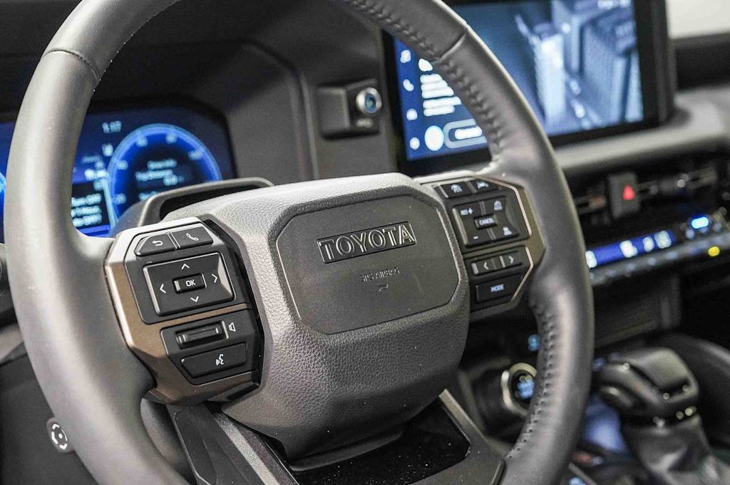 Thumbnail: 2025 Toyota Land Cruiser - 14