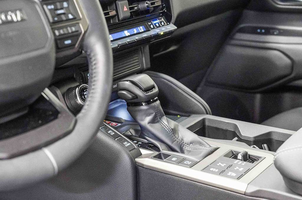 Thumbnail: 2025 Toyota Land Cruiser - 16