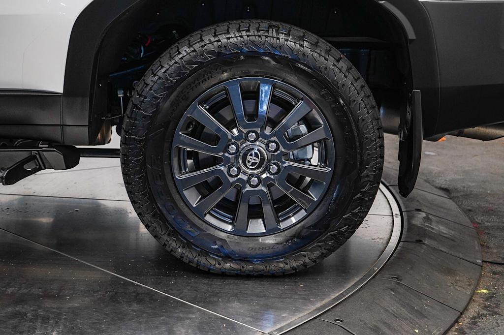 Thumbnail: 2025 Toyota Land Cruiser - 23