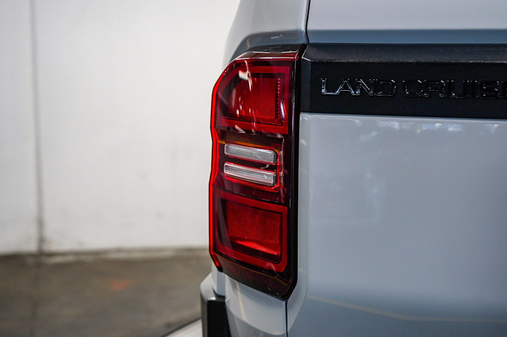 Thumbnail: 2025 Toyota Land Cruiser - 24