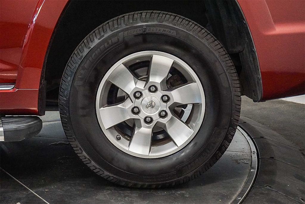 Thumbnail: 2011 Toyota 4Runner - 22