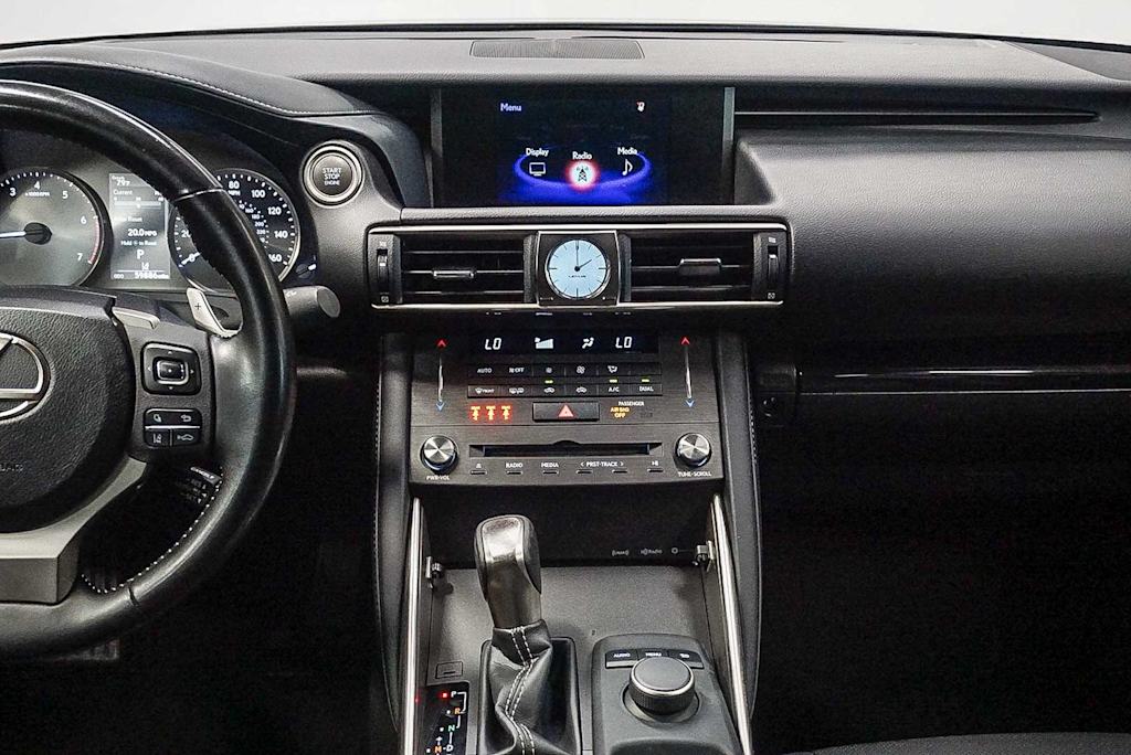 Thumbnail: 2020 Lexus IS - 8