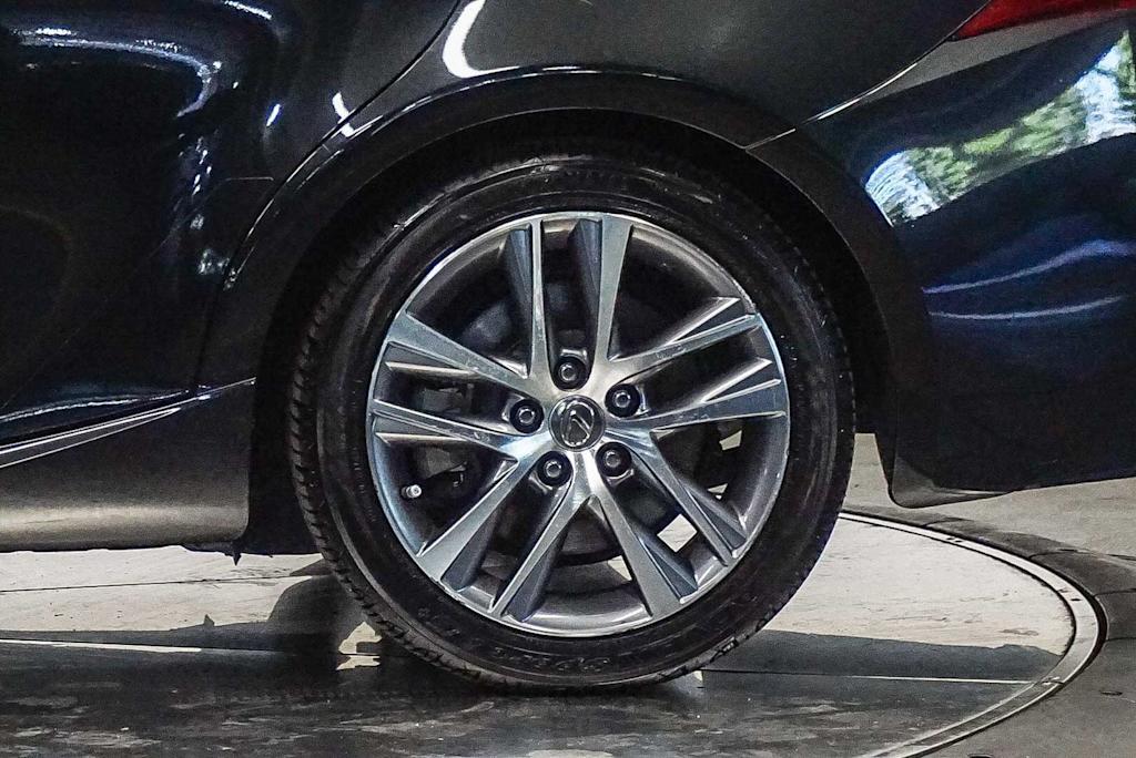 Thumbnail: 2020 Lexus IS - 23