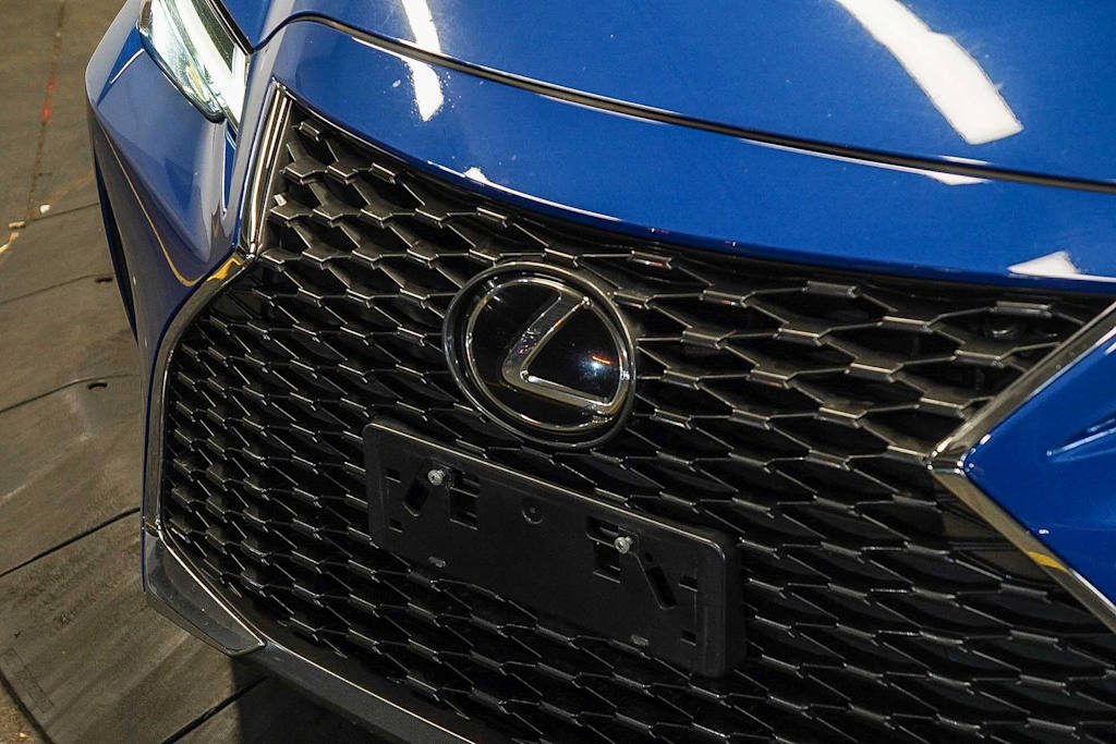 Thumbnail: 2021 Lexus IS - 5