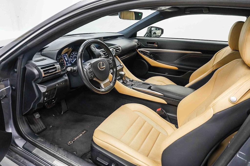 Thumbnail: 2020 Lexus RC - 10