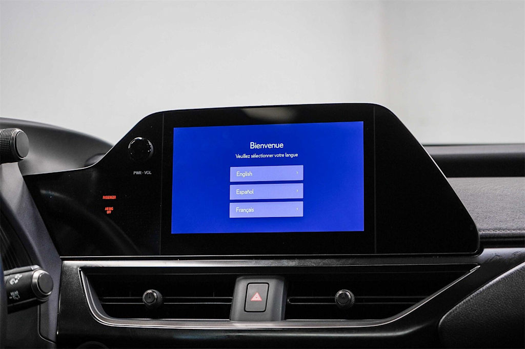 Thumbnail: 2024 Lexus UX - 14