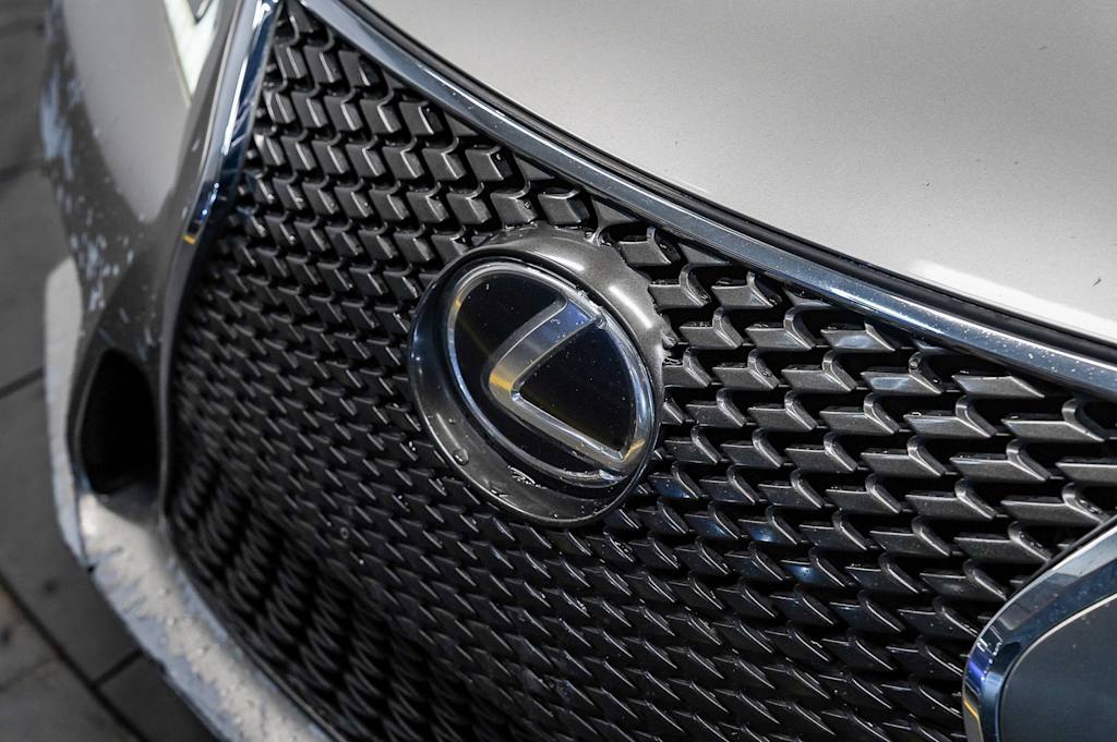 Thumbnail: 2016 Lexus IS - 6