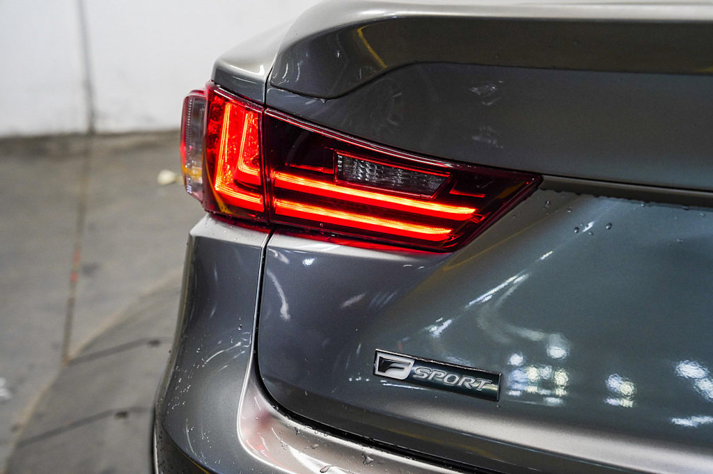 Thumbnail: 2016 Lexus IS - 23