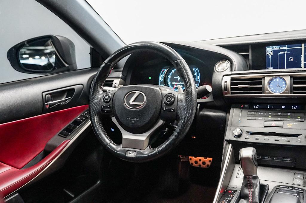 Thumbnail: 2016 Lexus IS - 13