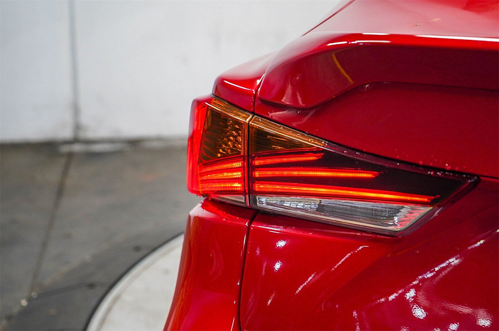 Thumbnail: 2019 Lexus IS - 22