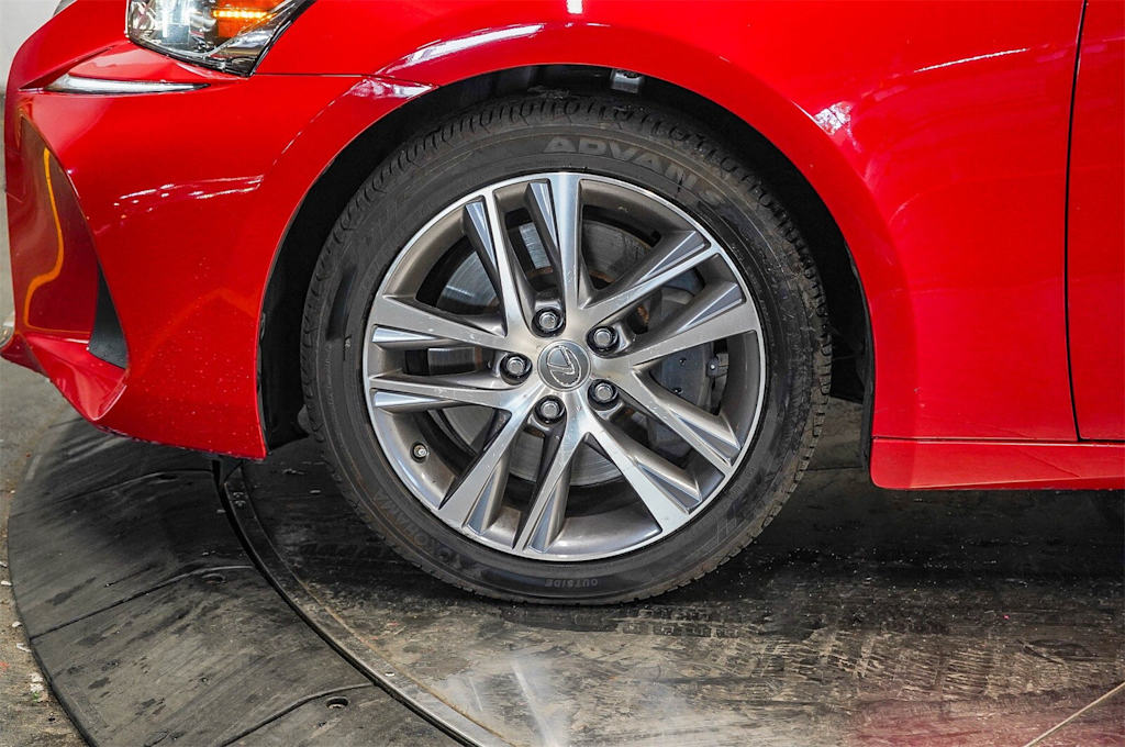 Thumbnail: 2019 Lexus IS - 6