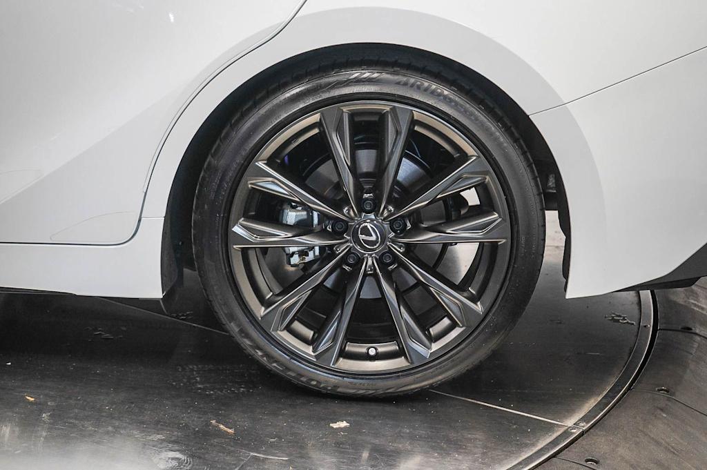 Thumbnail: 2025 Lexus ES - 19