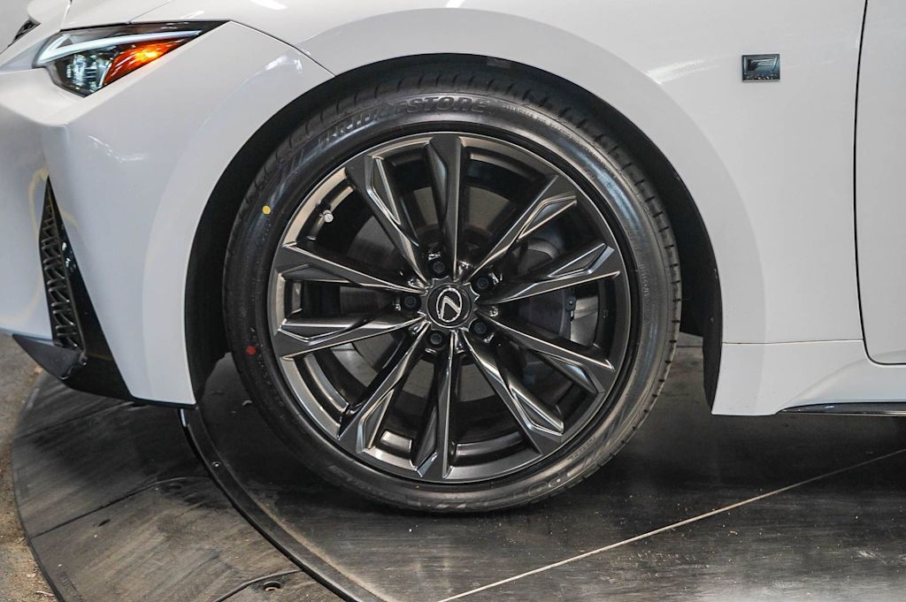 Thumbnail: 2025 Lexus ES - 5