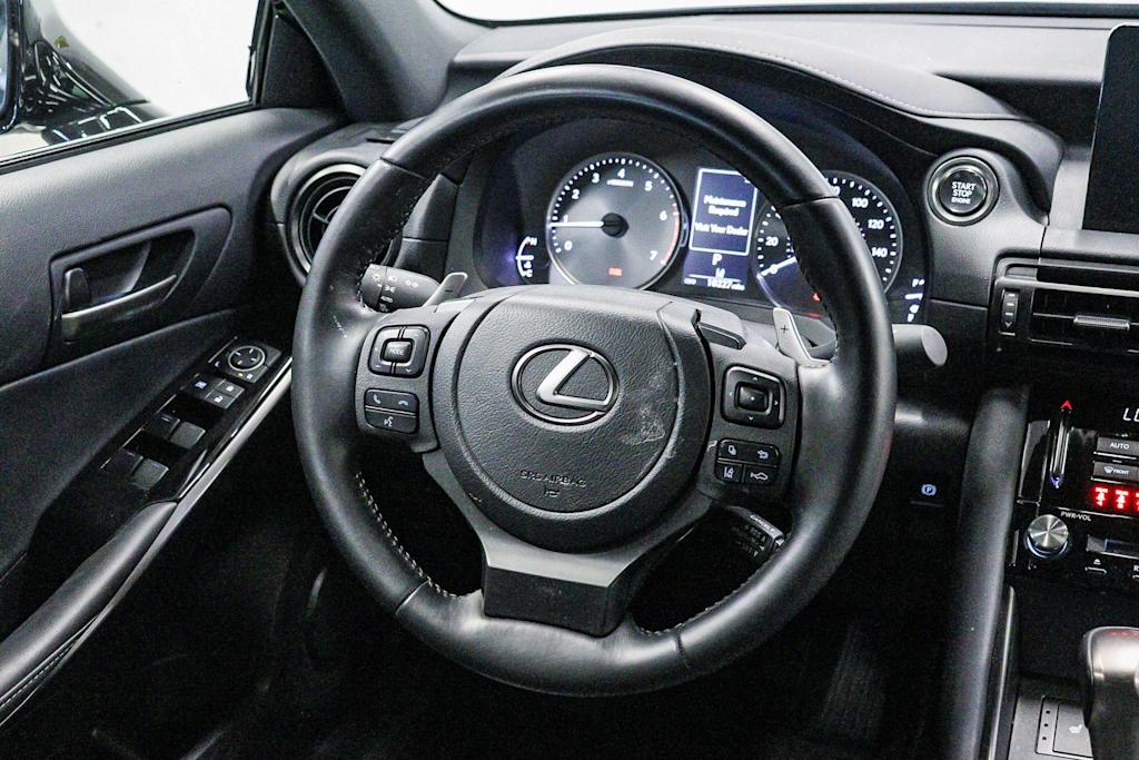 Thumbnail: 2025 Lexus ES - 11