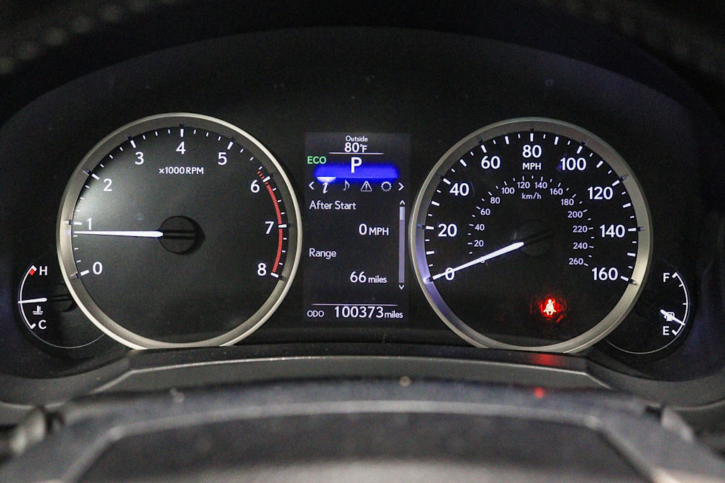 Thumbnail: 2016 Lexus IS - 15