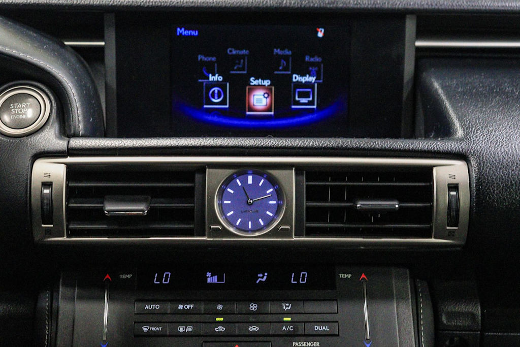Thumbnail: 2016 Lexus IS - 21