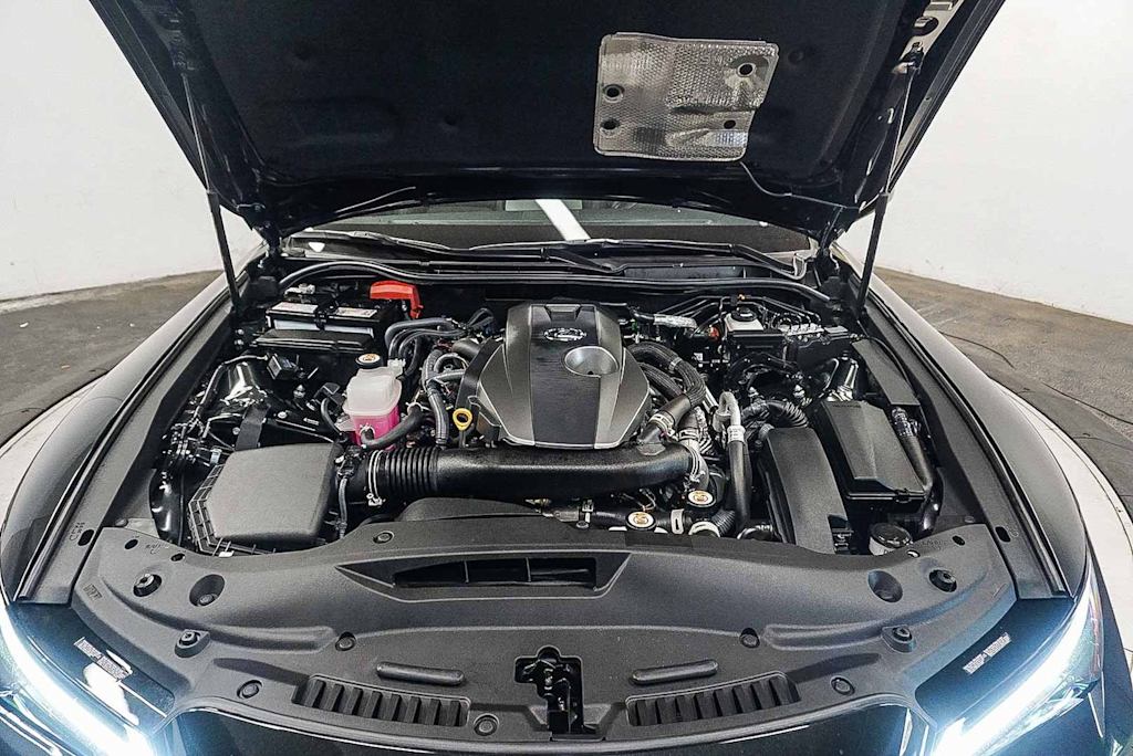 Thumbnail: 2025 Lexus ES - 7