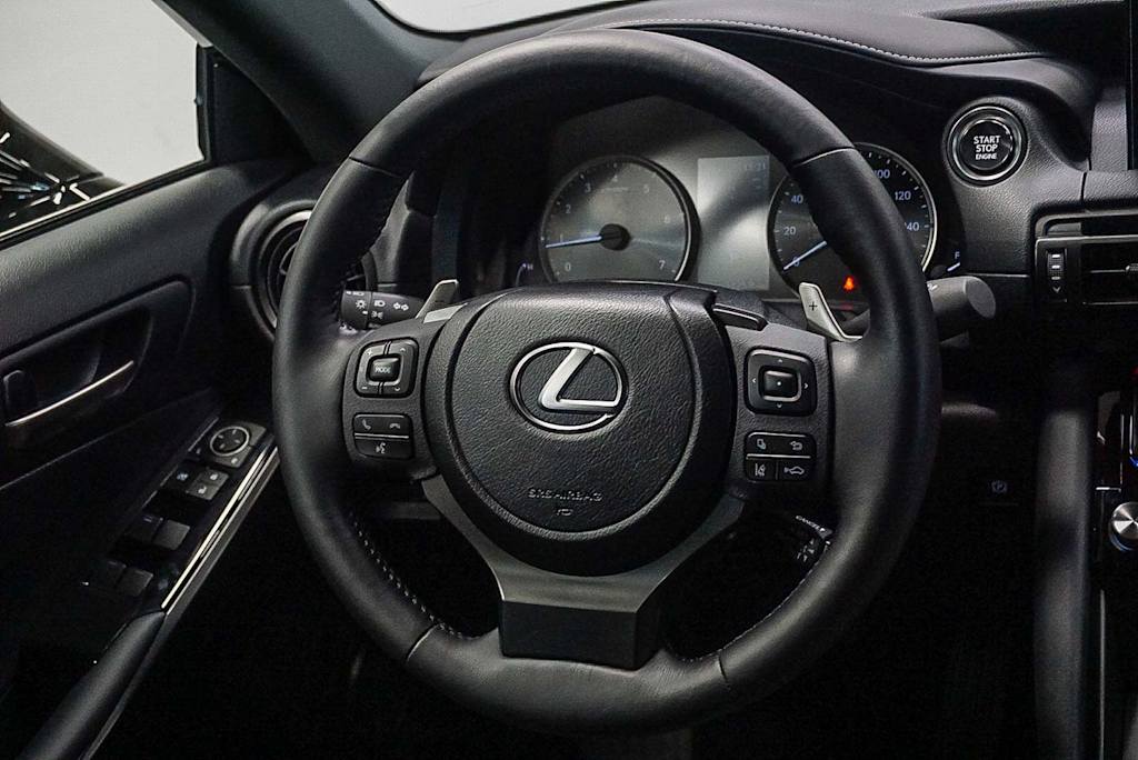 Thumbnail: 2025 Lexus ES - 12