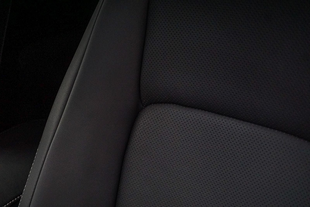 Thumbnail: 2025 Lexus ES - 29