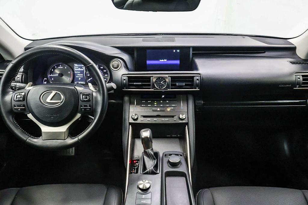 2019 Lexus IS 300 2