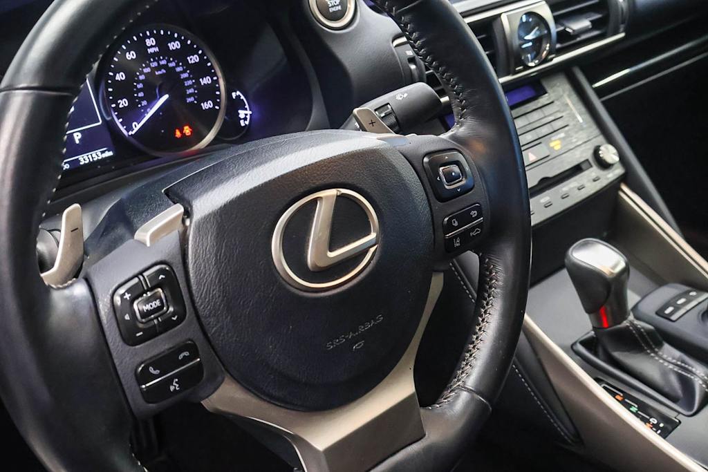 2019 Lexus IS 300 14