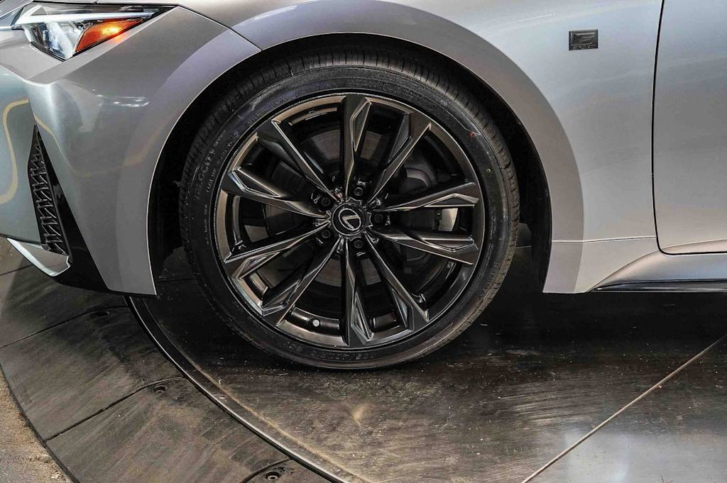 Thumbnail: 2025 Lexus ES - 6