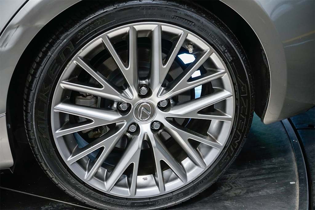 Thumbnail: 2017 Lexus IS - 6