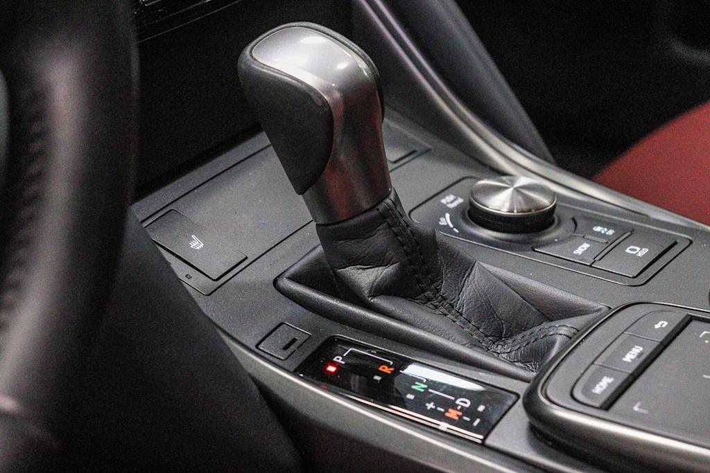 Thumbnail: 2024 Lexus ES - 13