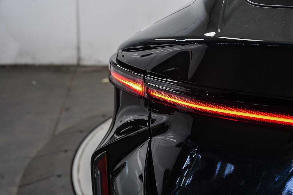 Thumbnail: 2026 Lexus ES - 21