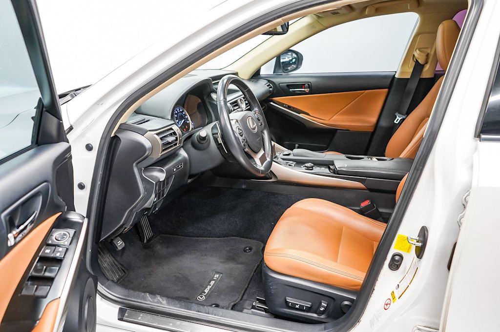 2014 Lexus IS 250 10