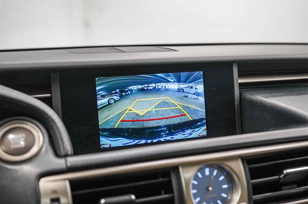 Thumbnail: 2015 Lexus IS - 28