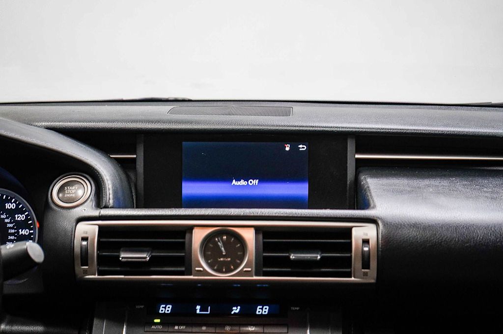 Thumbnail: 2015 Lexus IS - 13