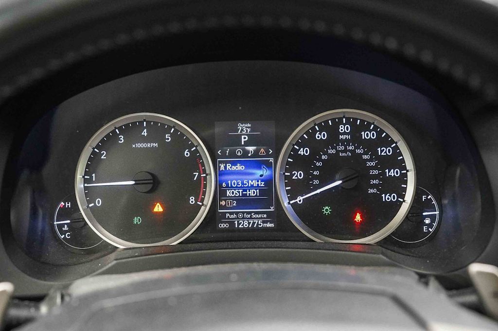 Thumbnail: 2014 Lexus IS - 17