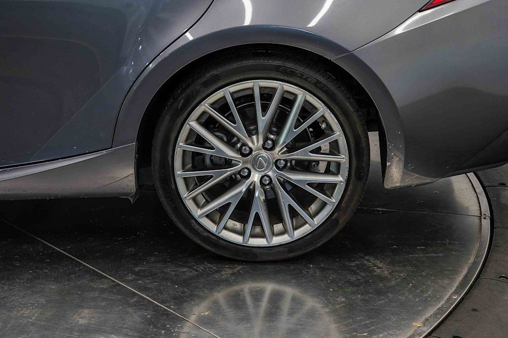 Thumbnail: 2014 Lexus IS - 23