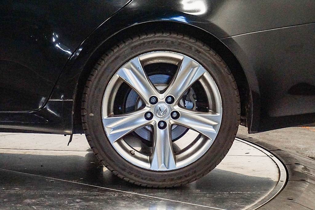 Thumbnail: 2011 Lexus IS - 22