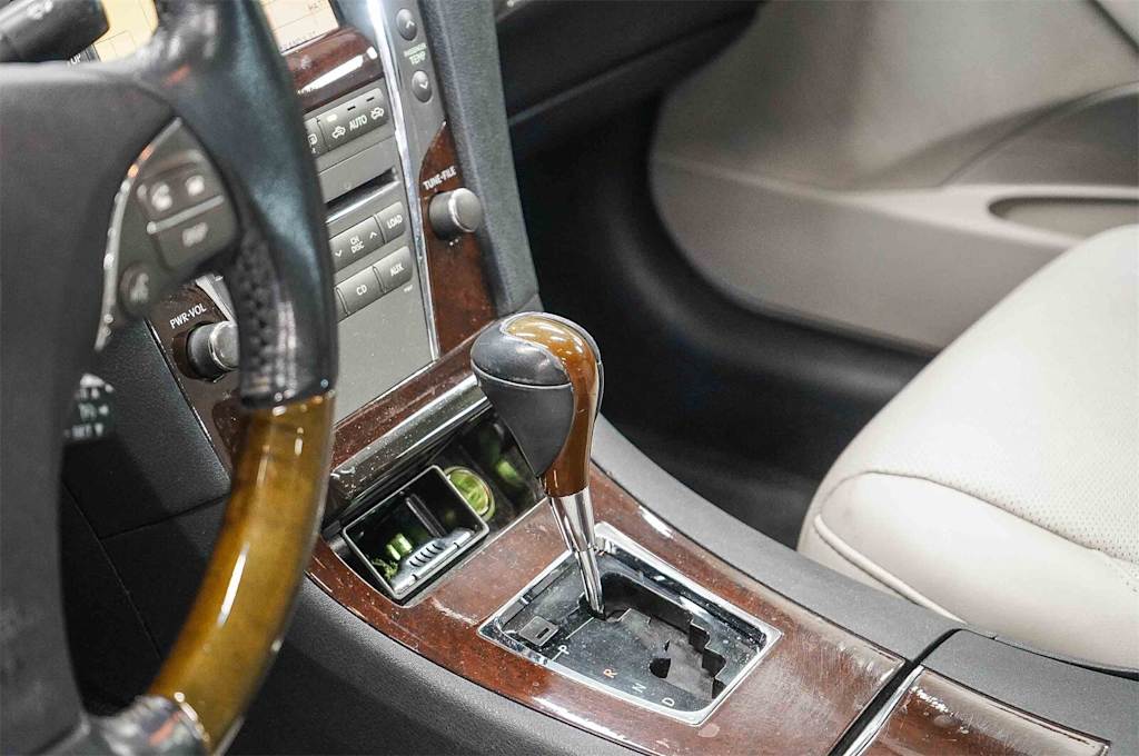 Thumbnail: 2010 Lexus ES - 16