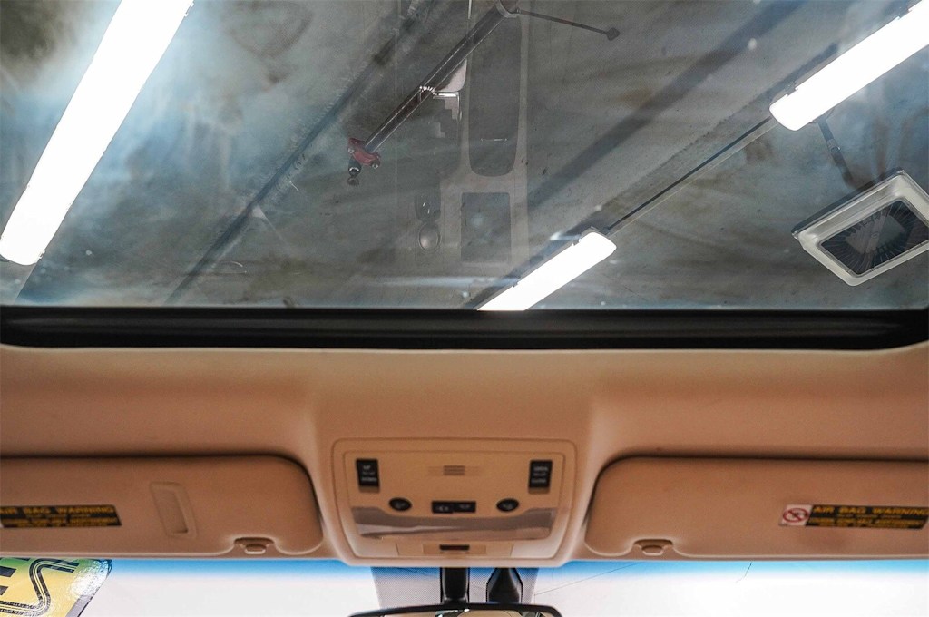 Thumbnail: 2014 Lexus ES - 23