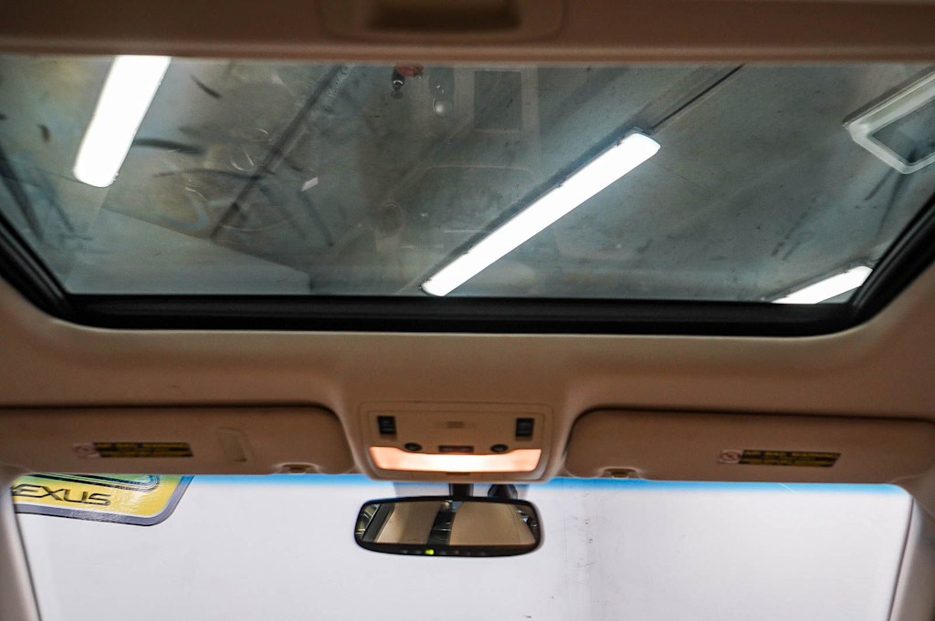 Thumbnail: 2013 Lexus ES - 25