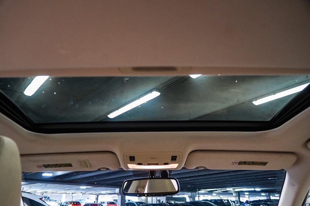 Thumbnail: 2013 Lexus ES - 20
