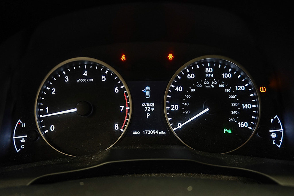 Thumbnail: 2013 Lexus ES - 14