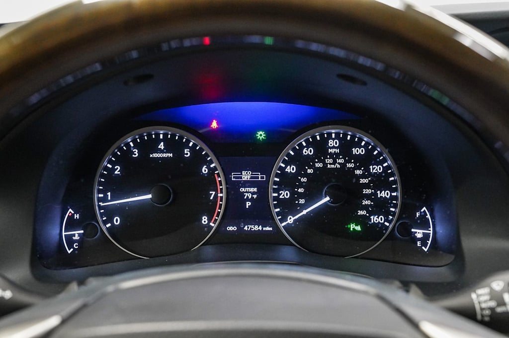 Thumbnail: 2015 Lexus ES - 16